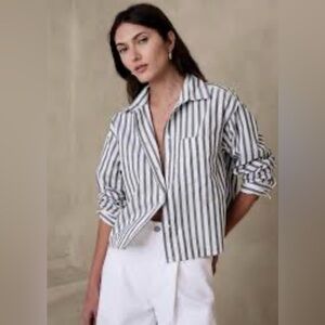 Banana Republic Men's Striped Button Down Shirt - Gray and White